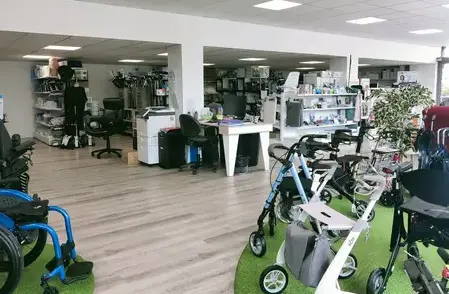 location de fauteuils roulants Hennebont-5