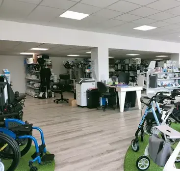 location de fauteuils roulants Lorient-2
